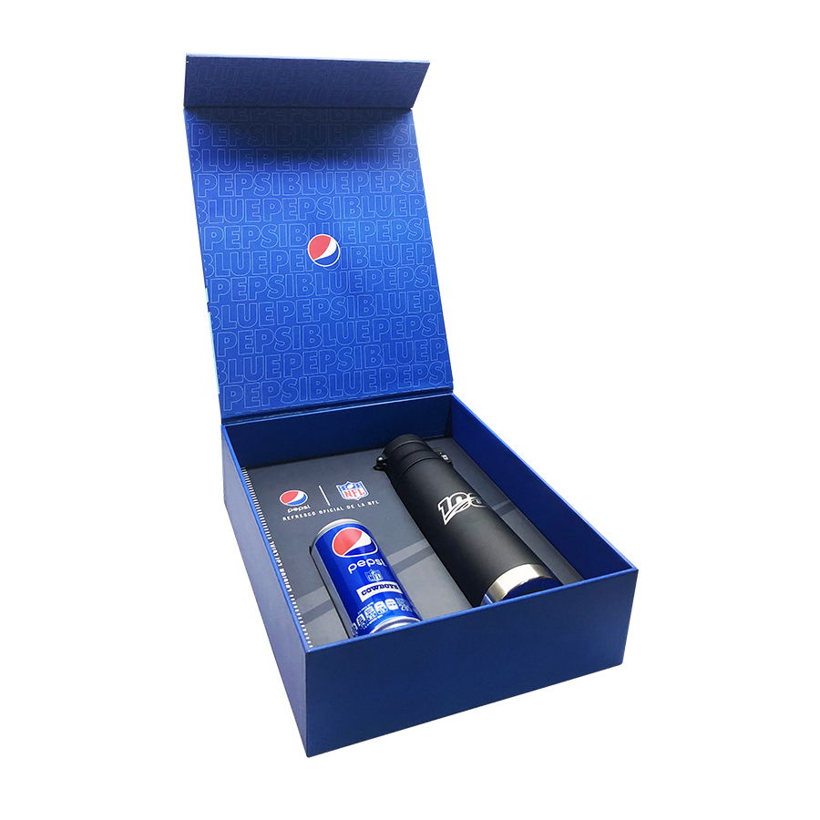 CAJA CON SOLAPA DE IMAN A598